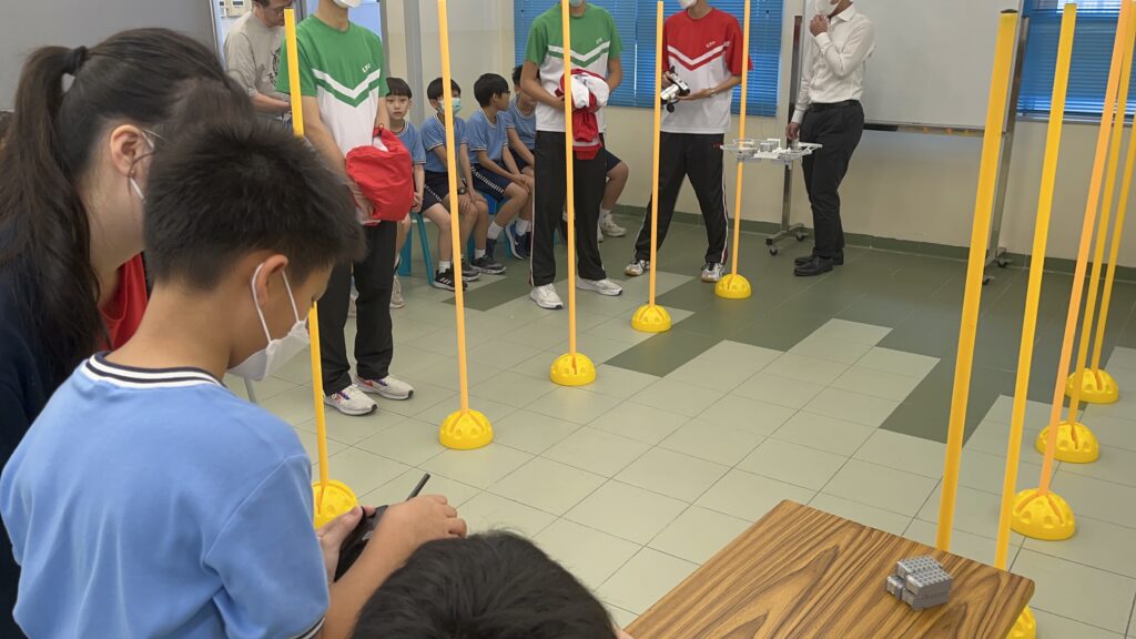 東華三院王余家潔小學無人機體驗活動