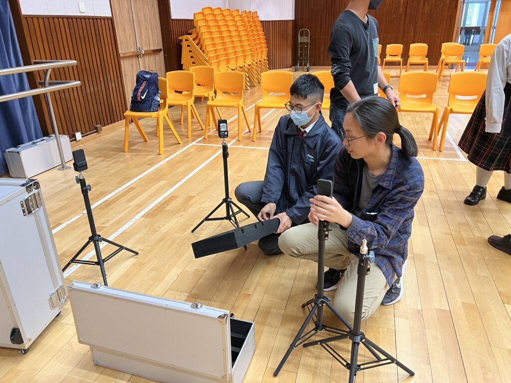 東華三院呂潤財紀念中學科創空間啟動禮無人機表演