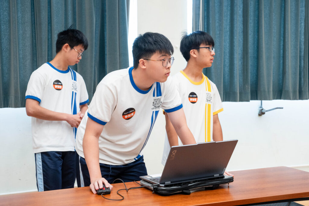 政府教育資助 課程 STEM 學校