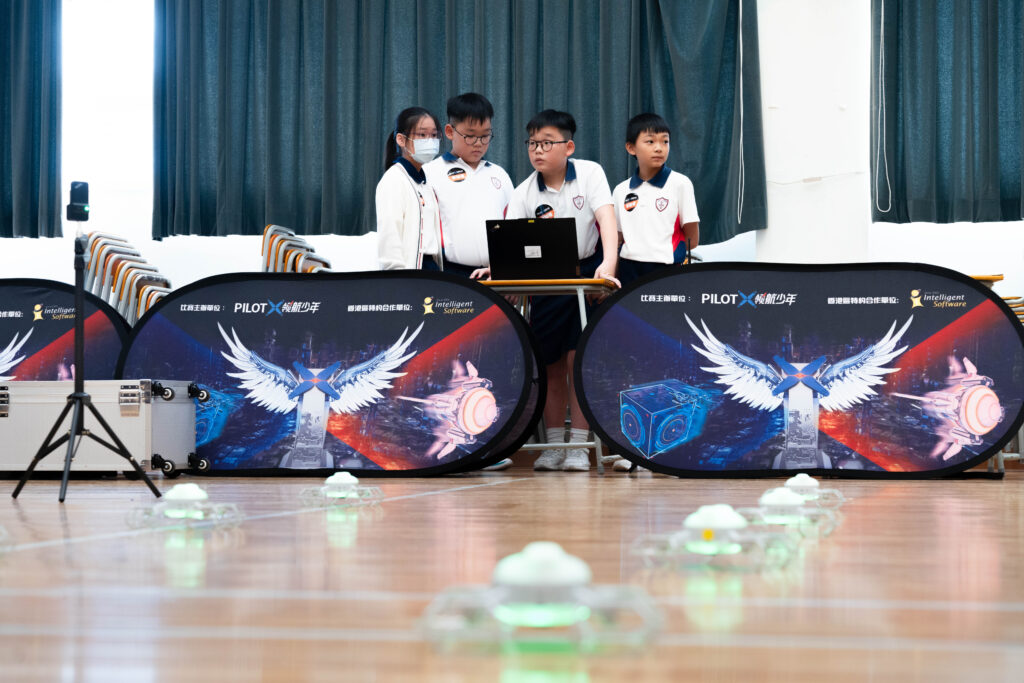 奇趣IT識多啲 無人機 表演 小學