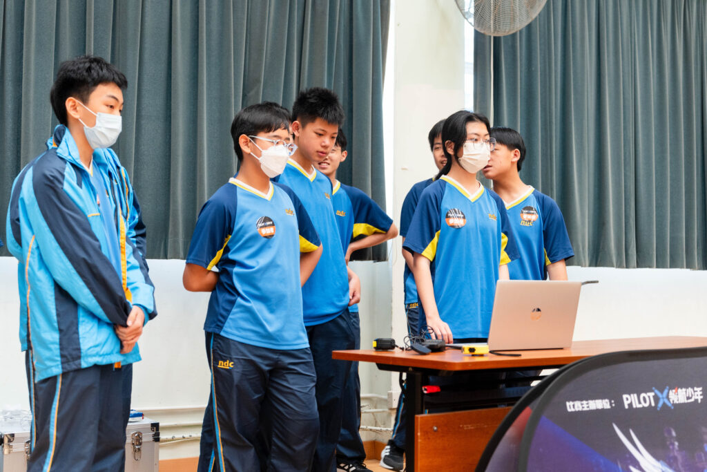 無人機 表演 課程 學校