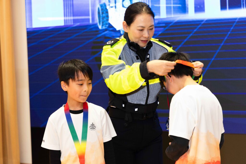 智啟學教 AI 人工智能 課程 活動 學界比賽 中小學 機械車