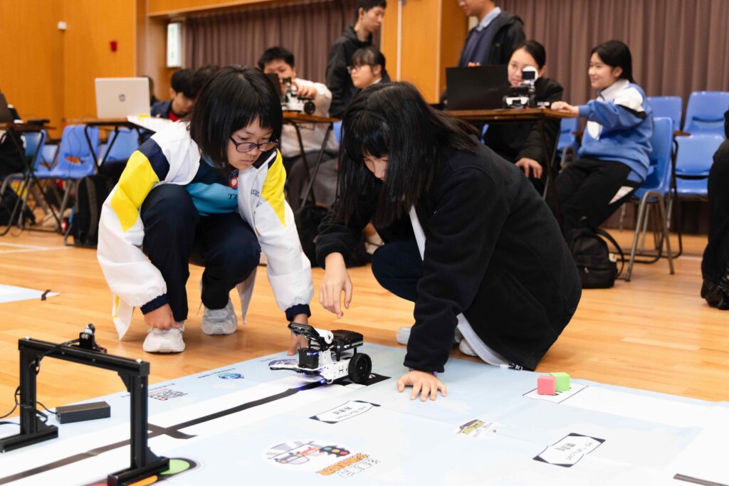 智啟學教 AI 人工智能 課程 活動 學界比賽 中小學 機械車