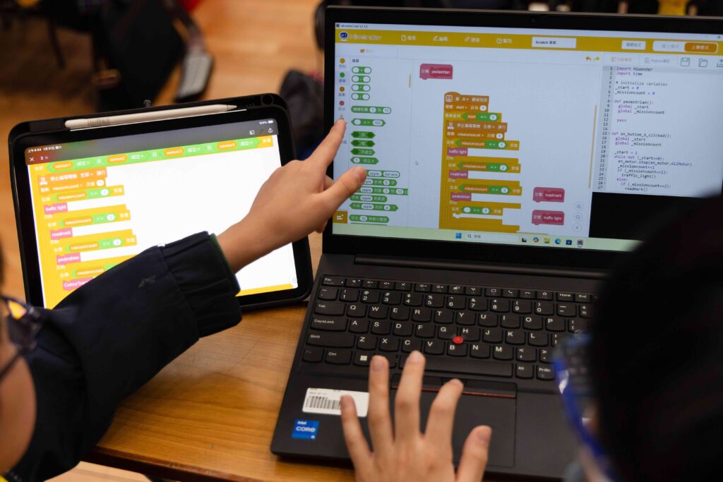 智啟學教 AI 人工智能 課程 活動 學界比賽 中小學 機械車